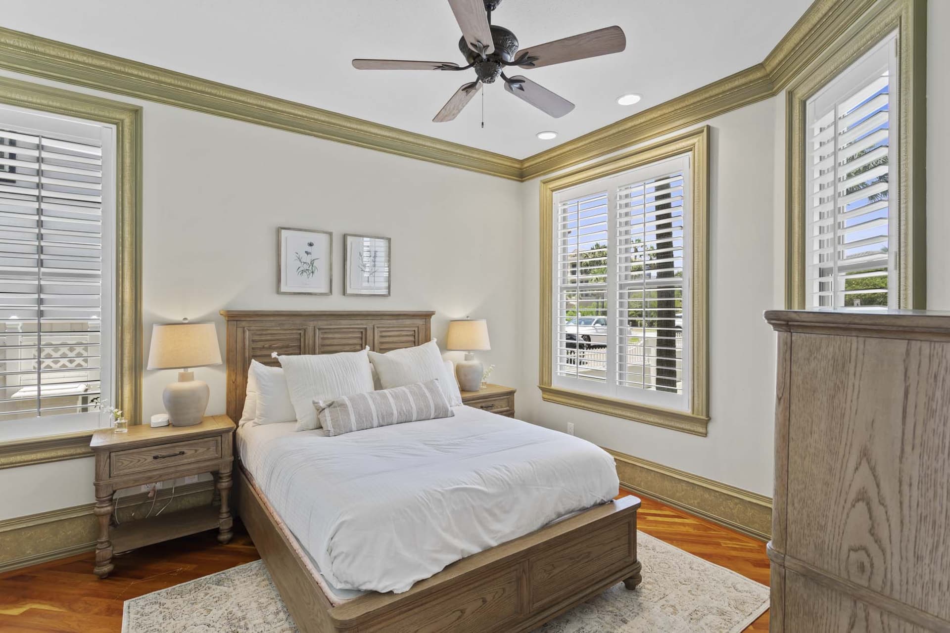 Kings View Manor - Image 12