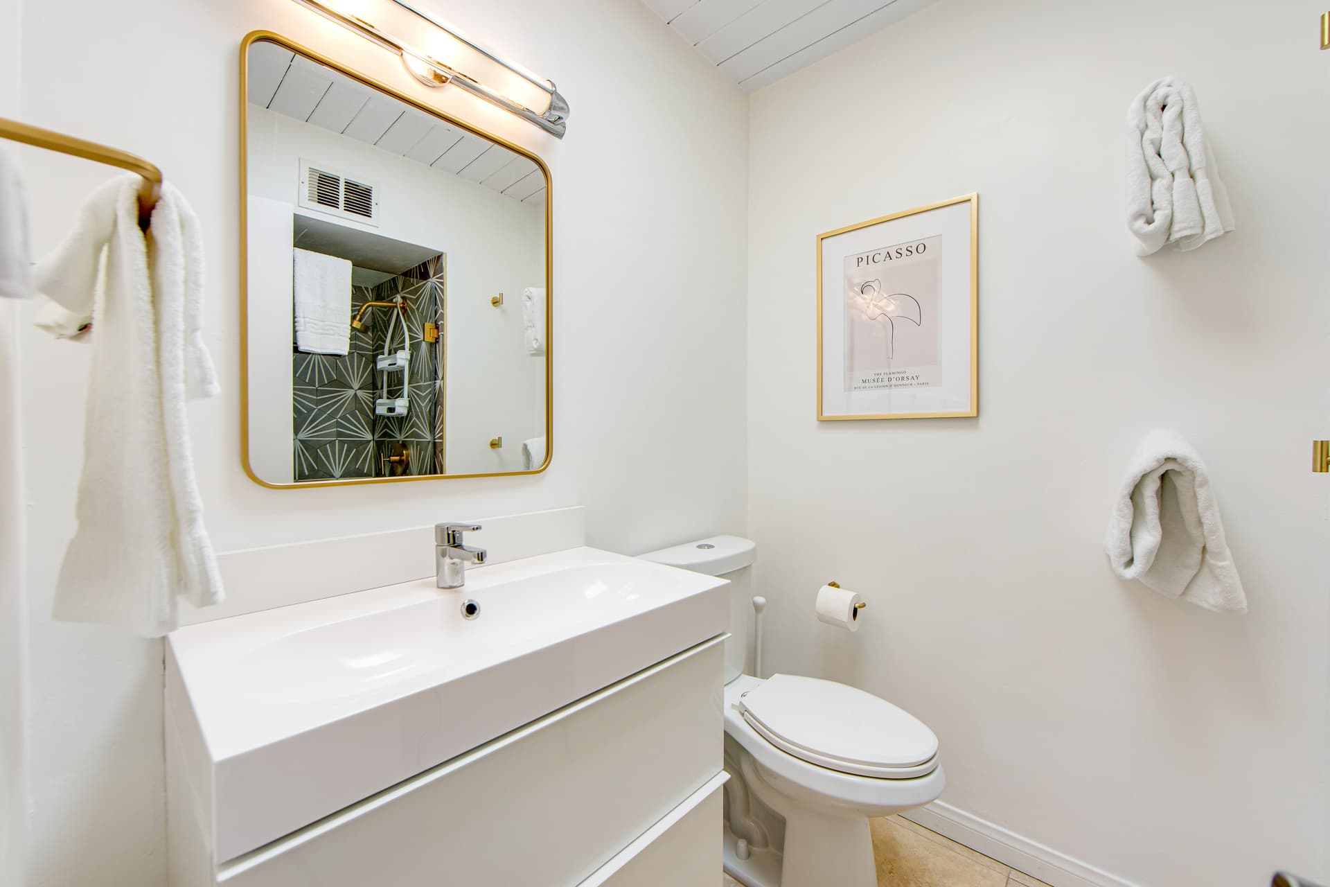 Serenity in Sunmor Home - Image 13