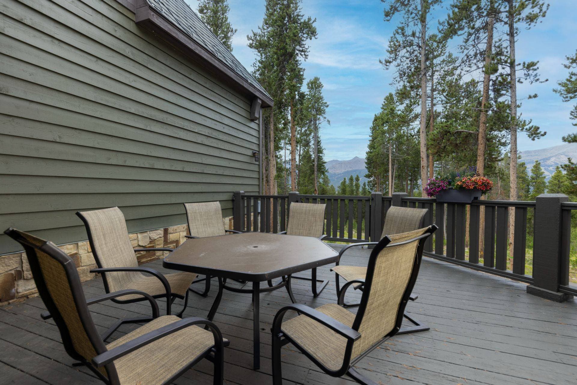 Estate at Baldy Ridge - Image 38