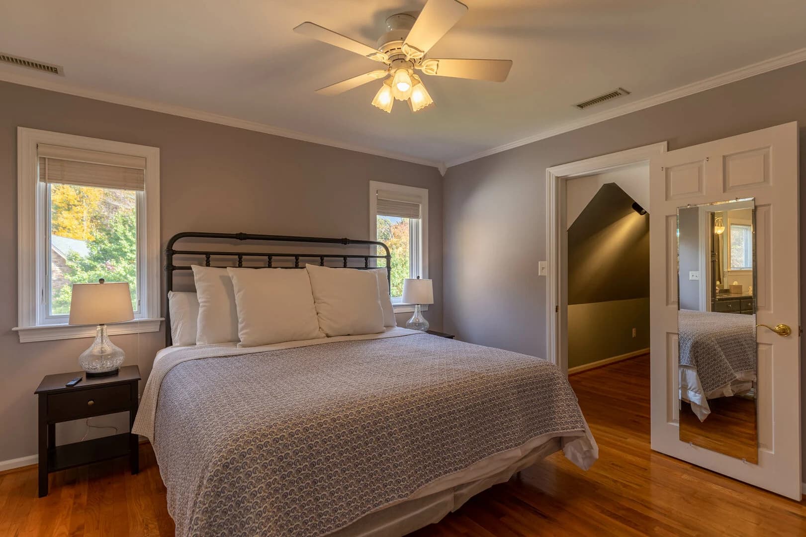 Boone Gem - Image 29