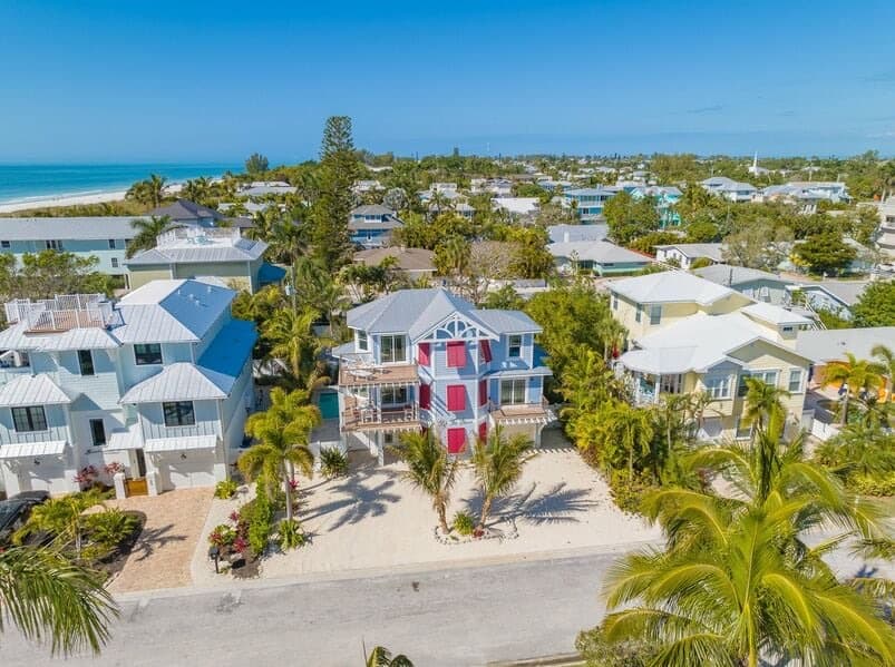 Chasing Sunsets - Image 26