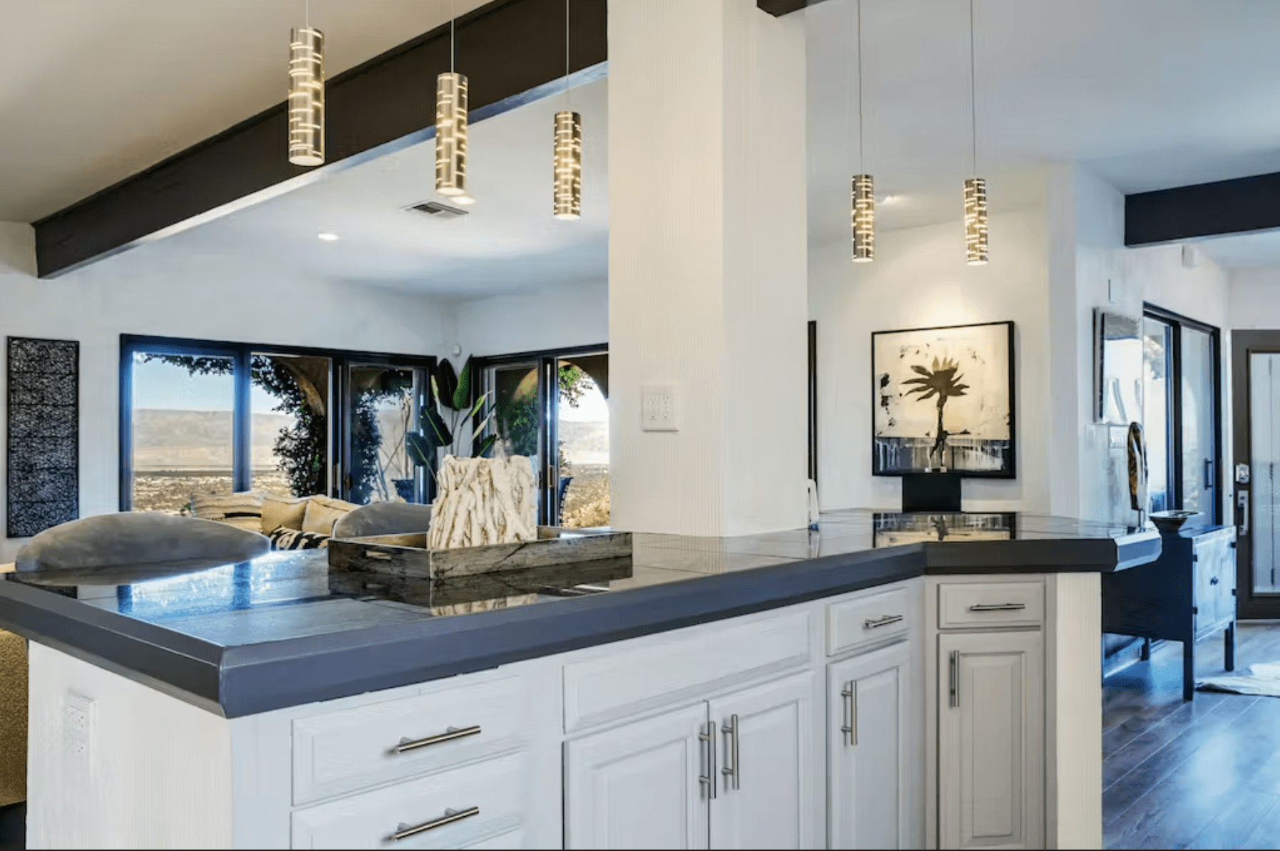 El Paseo Cliff Retreat - Image 7