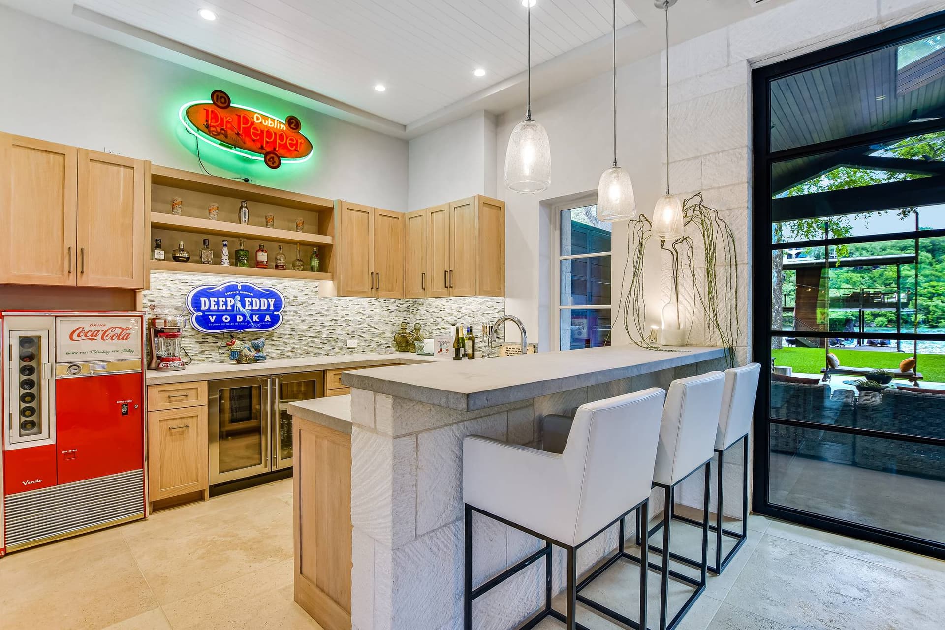 Lakeside on Lake Austin - Image 12