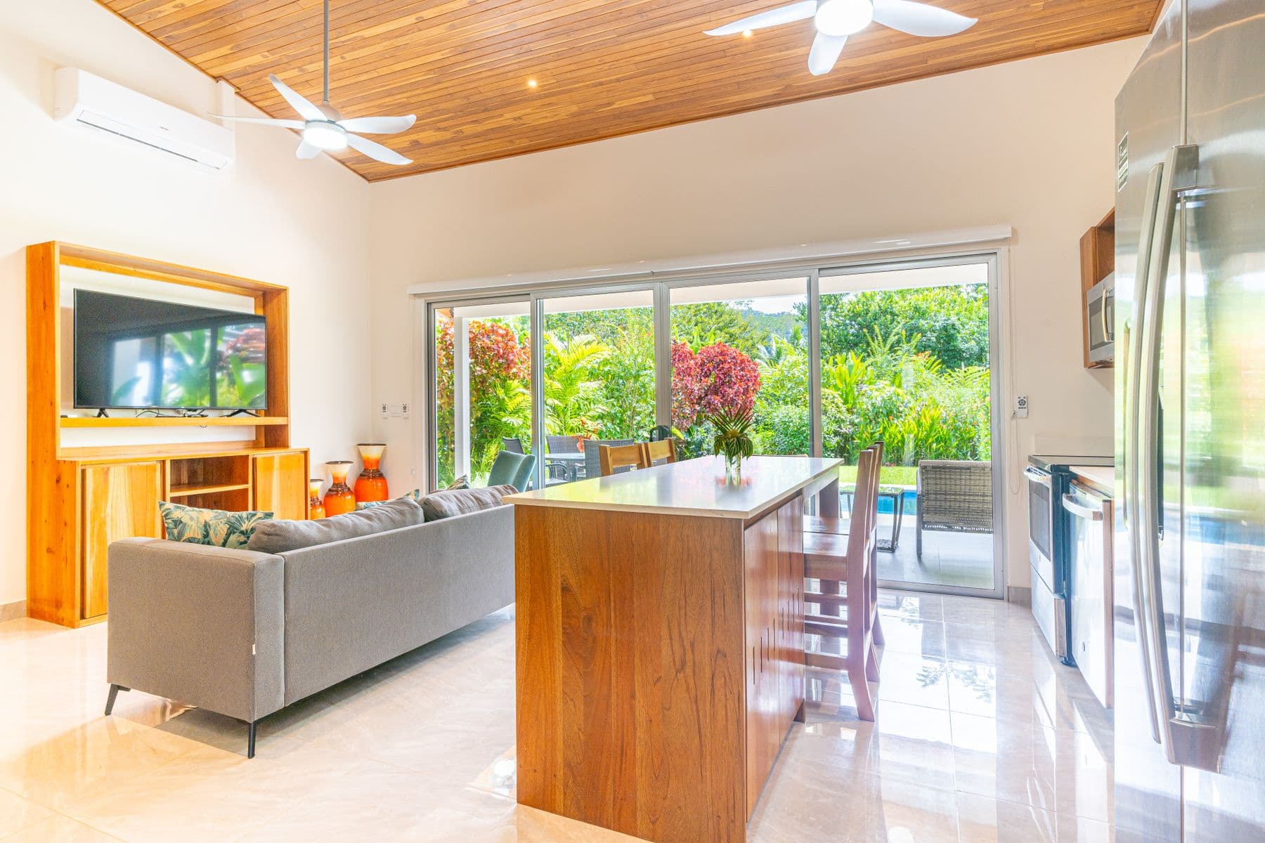 Villa Heliconia Ojochal - Image 1