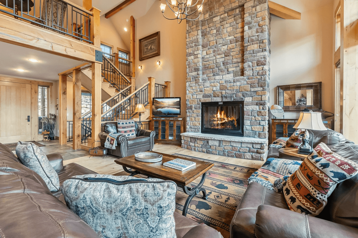 Mont Vista Chateau - Image 4