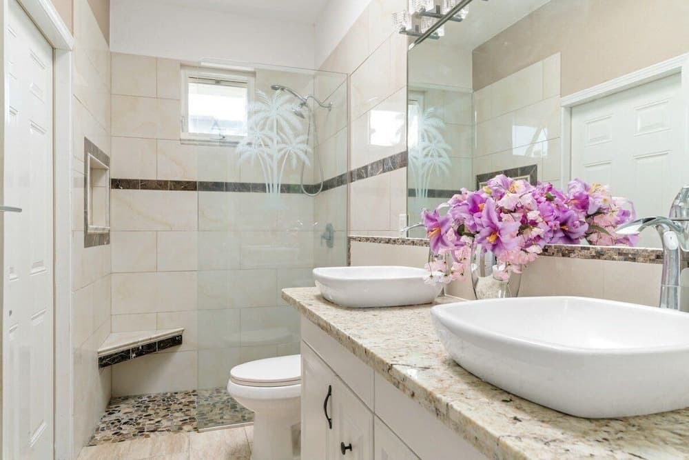 Kona Bubbles - Image 9