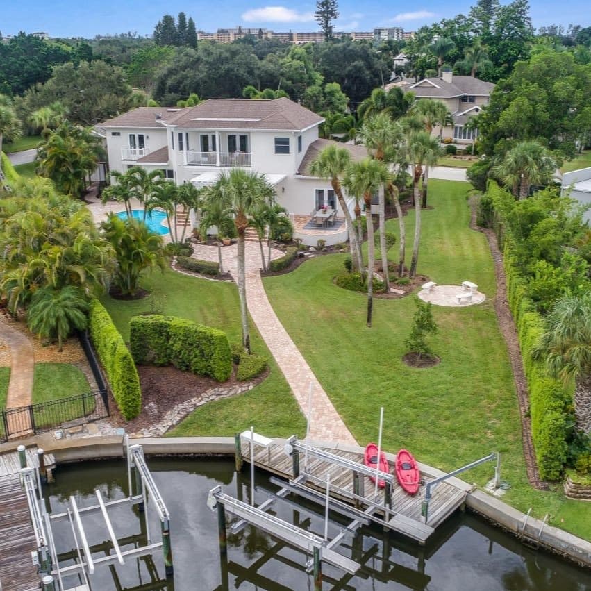 Sun Dial House - Image 1