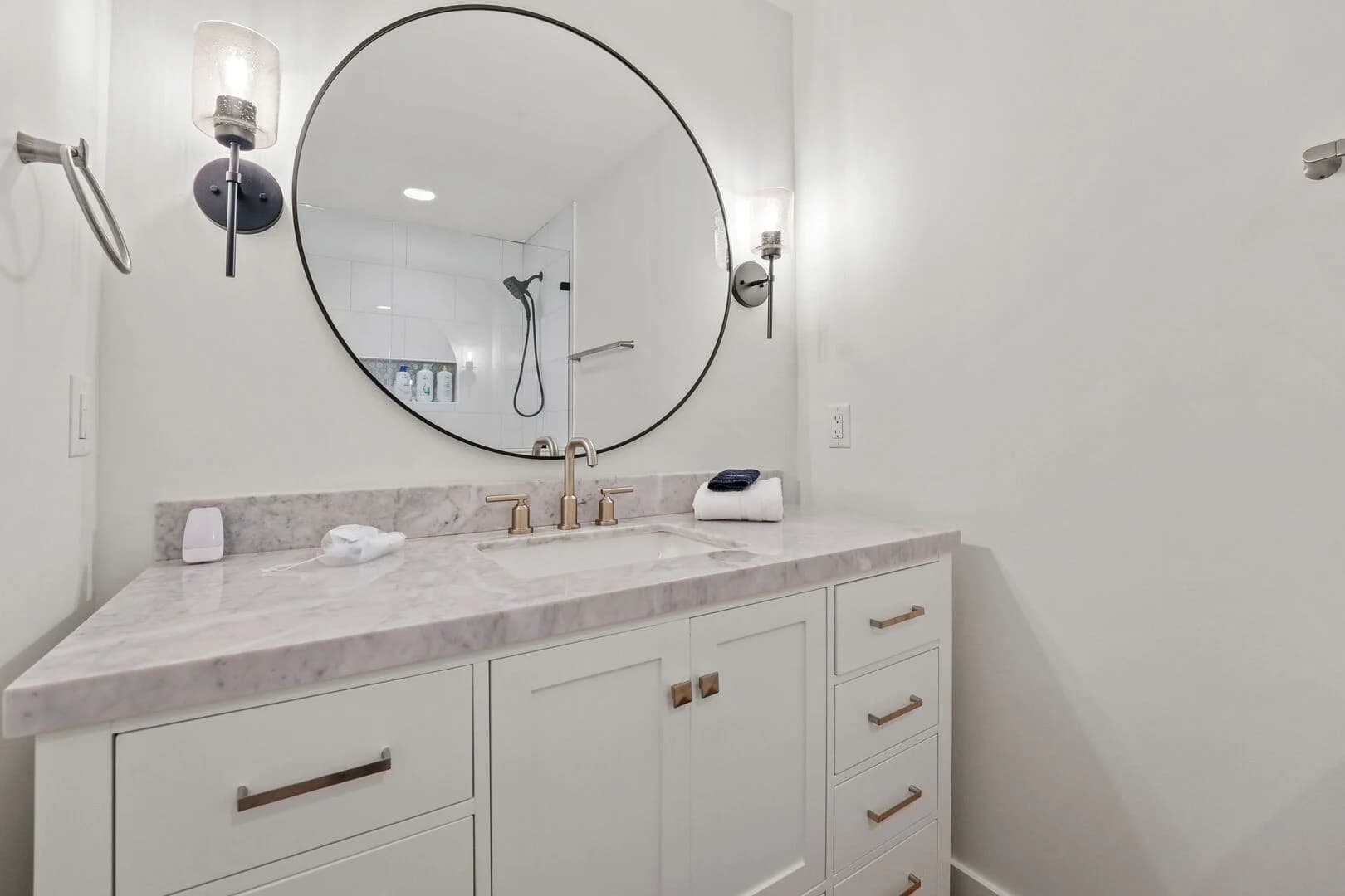 Cardinals Cradle - Image 28