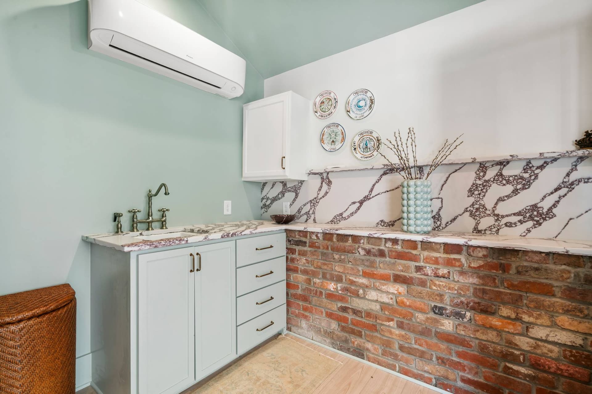 Nashville Entertainer - Image 25