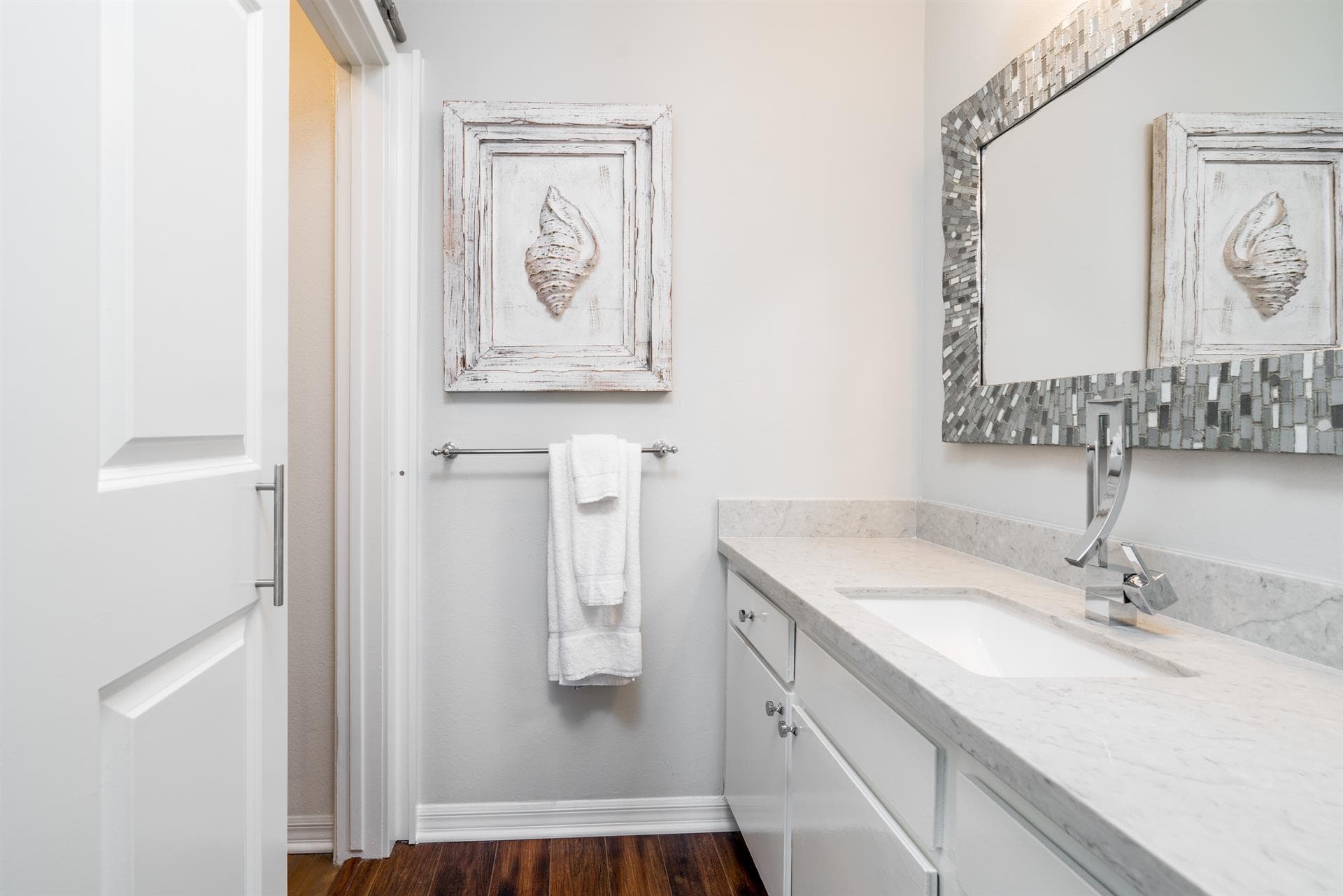 Oceanfront Breeze - Image 11