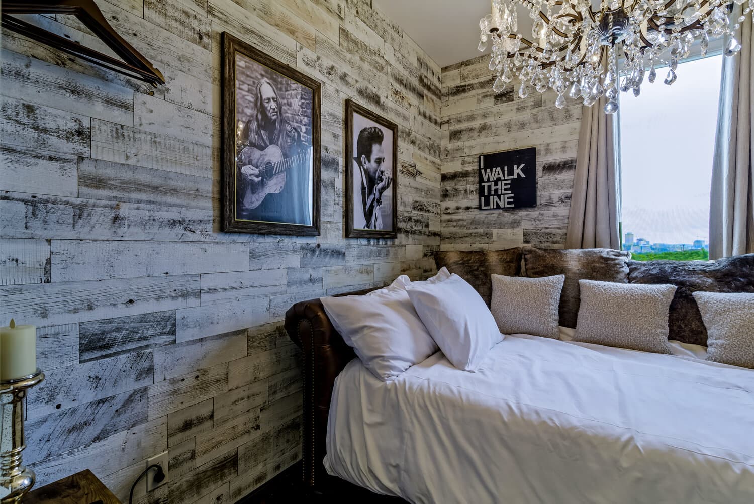 Southern Belle - Image 12