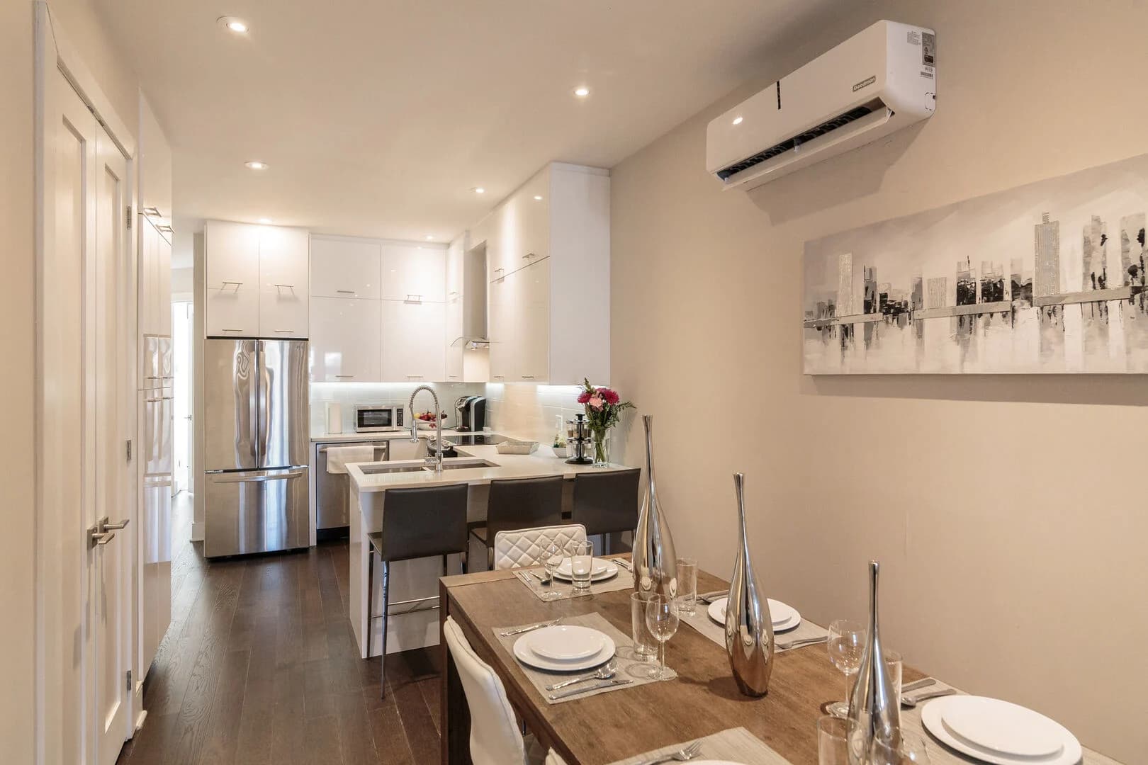 Hutchison Home - Image 17