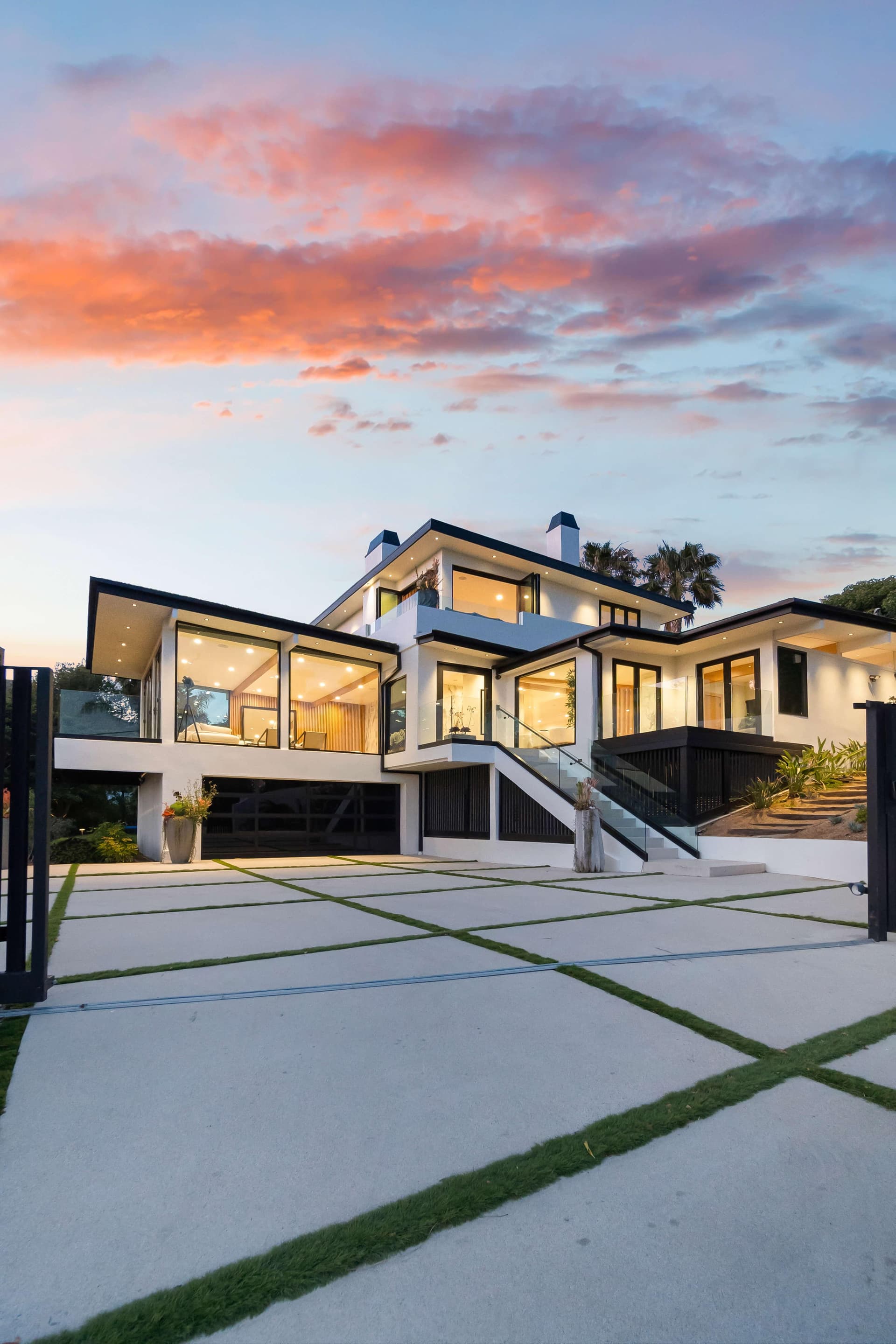 Sea Vista House  - Image 2