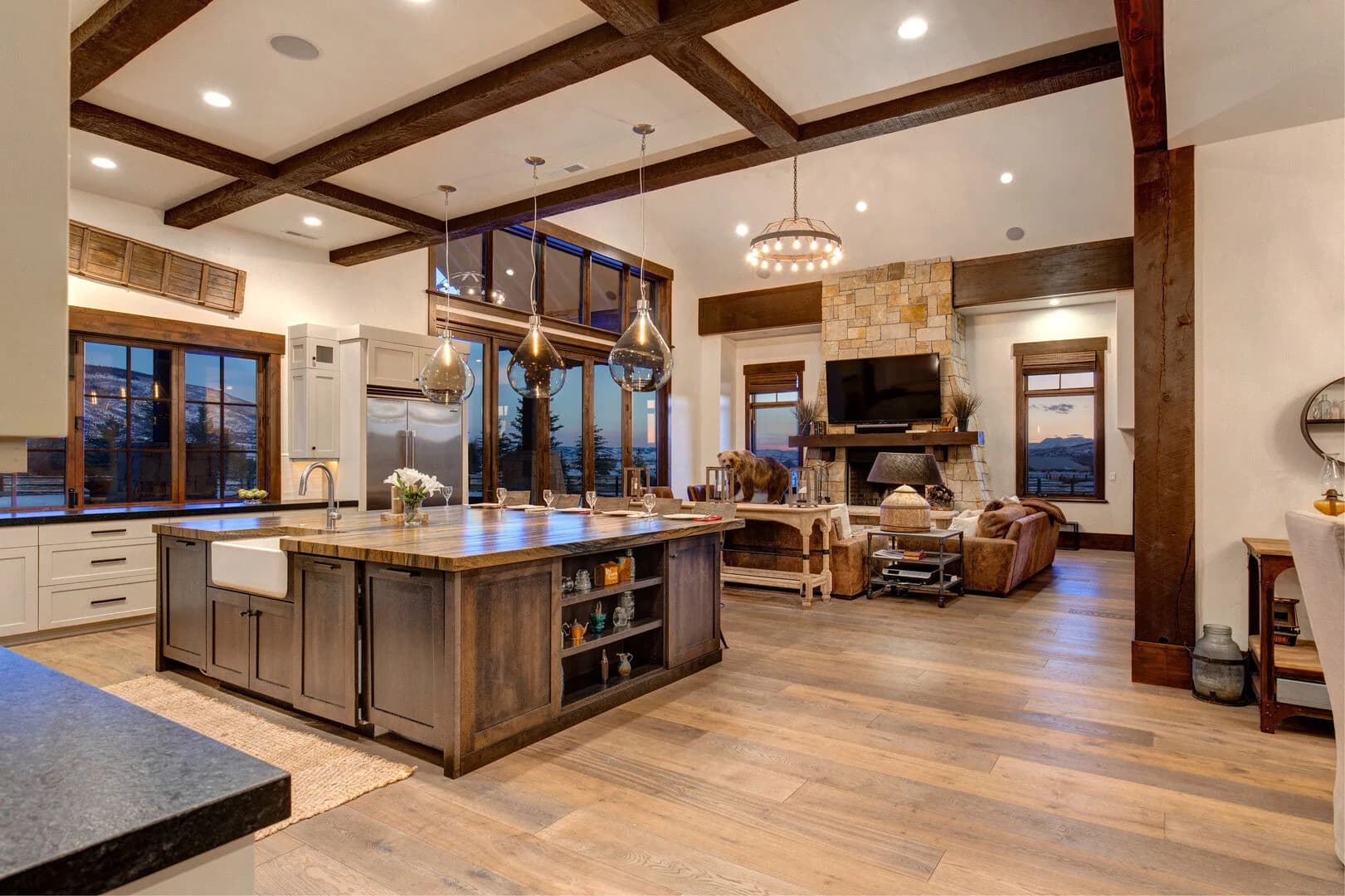 Twilight Moon Ranch - 7 Bedroom - Image 12