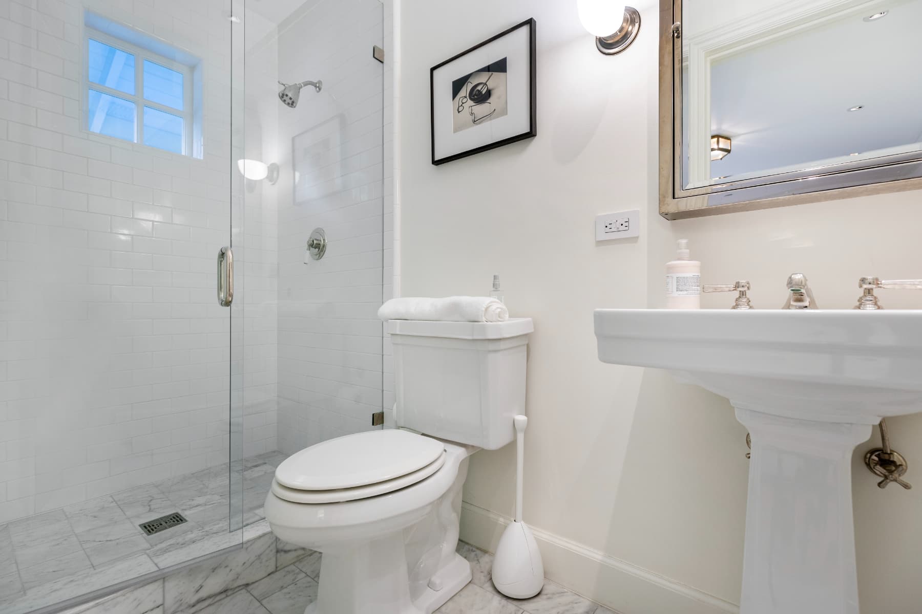 Stradella Hideaway - Image 35