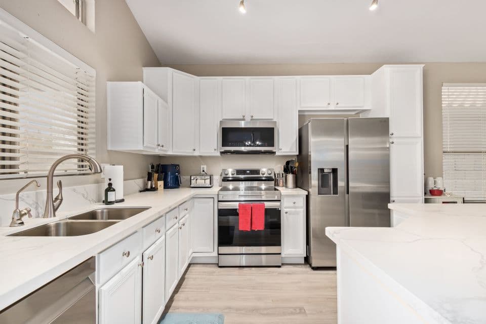 Mayo Retreat - Image 9