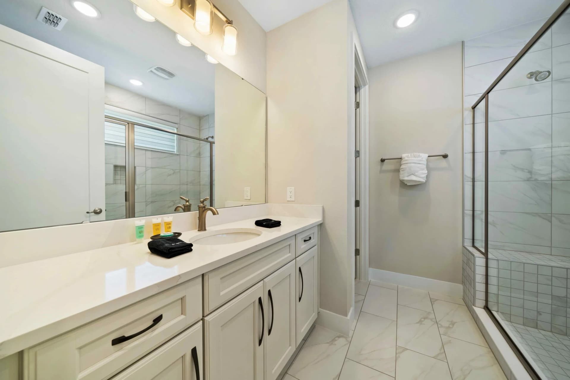 Majestic Club Mansion - Image 17