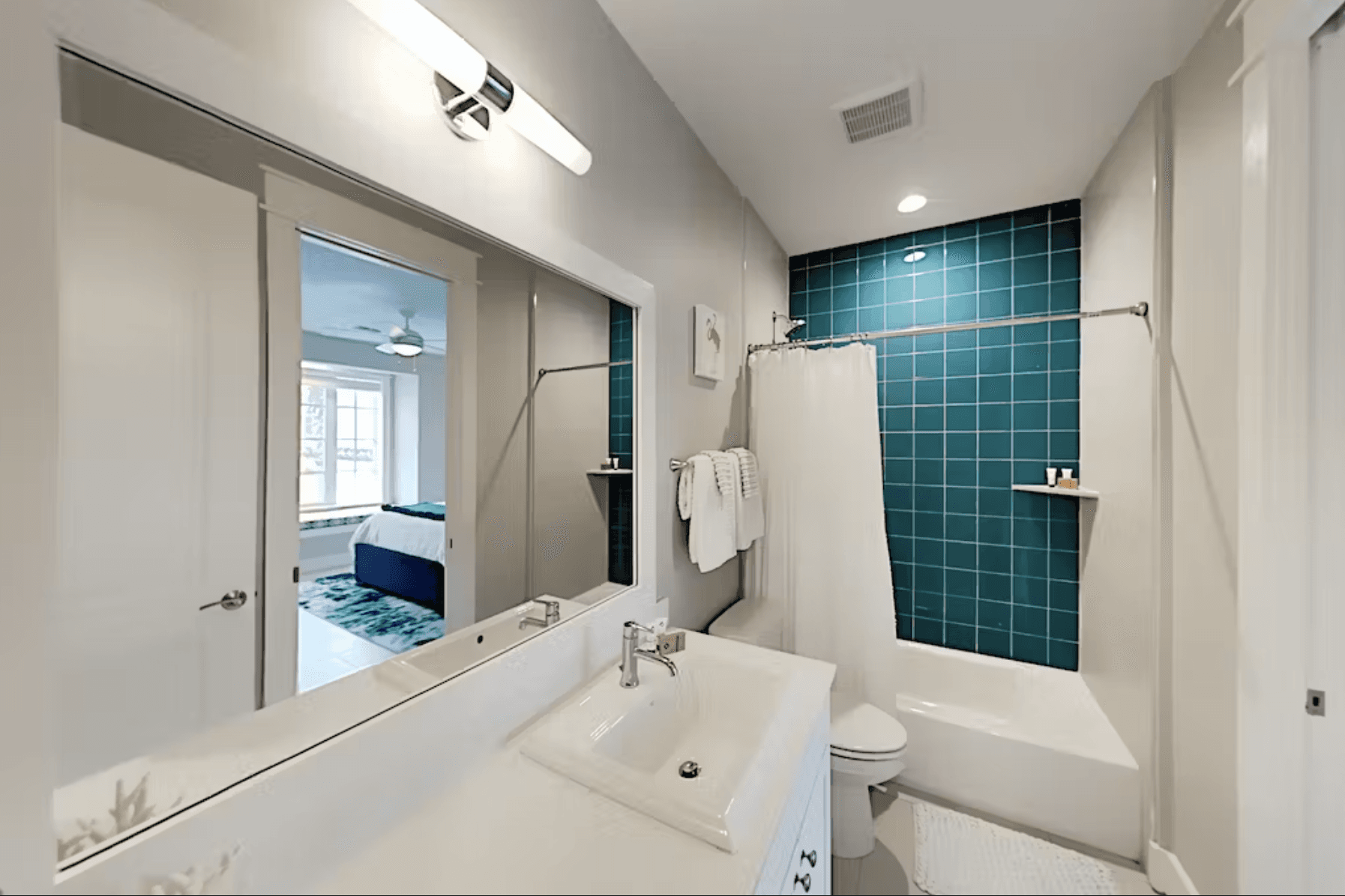 Parrots Cove - Image 19