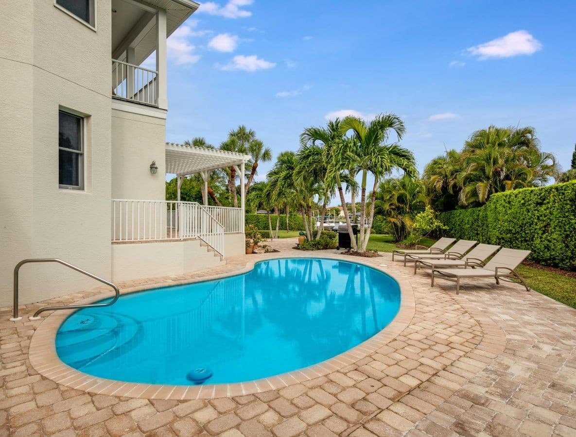 Sun Dial House - Image 2