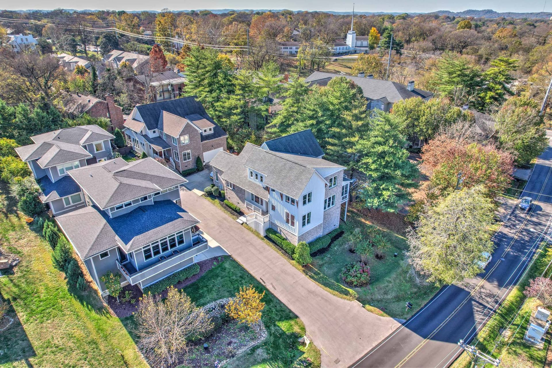 Nashville Lombardy - Image 3