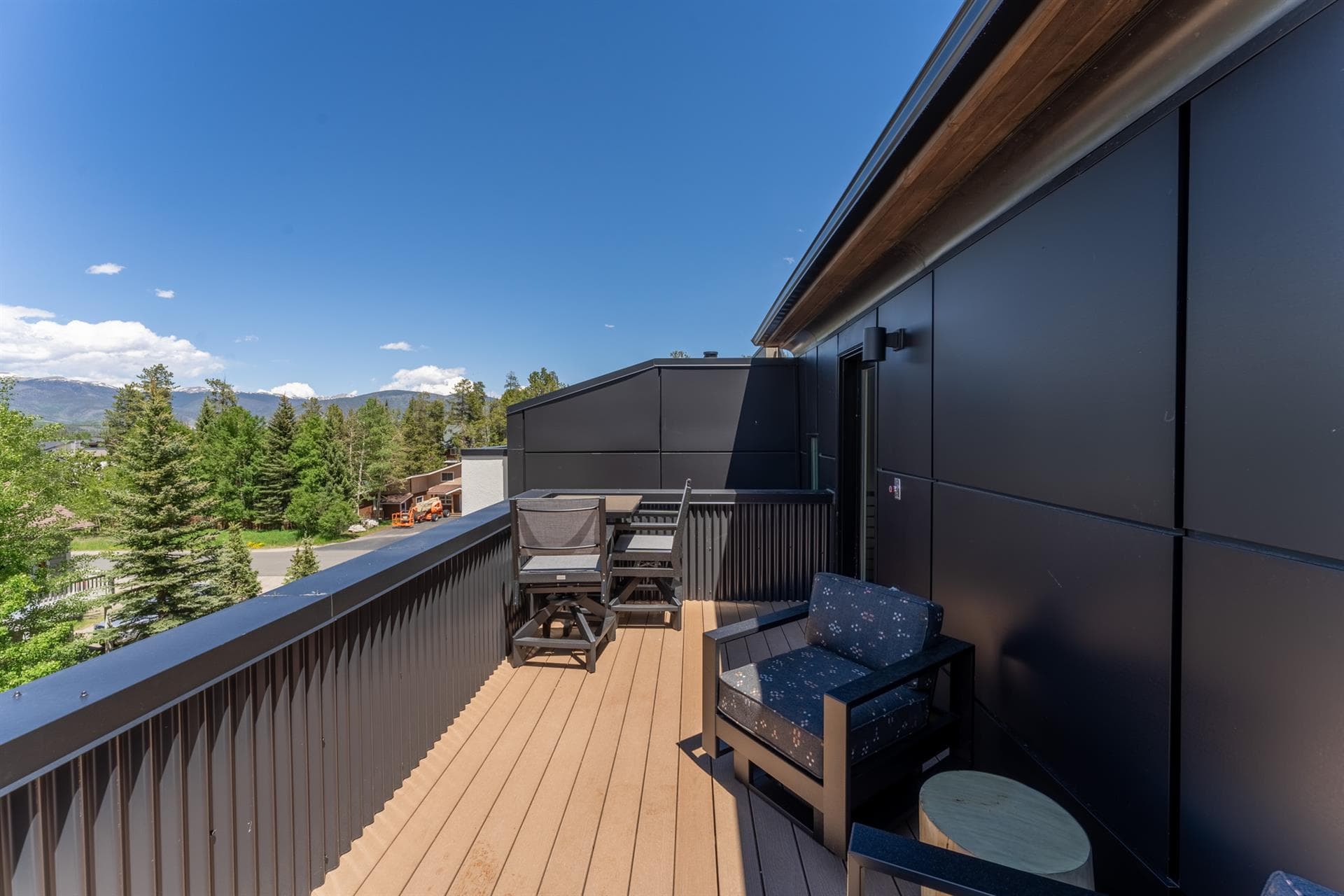 Frisco Aly - Image 52