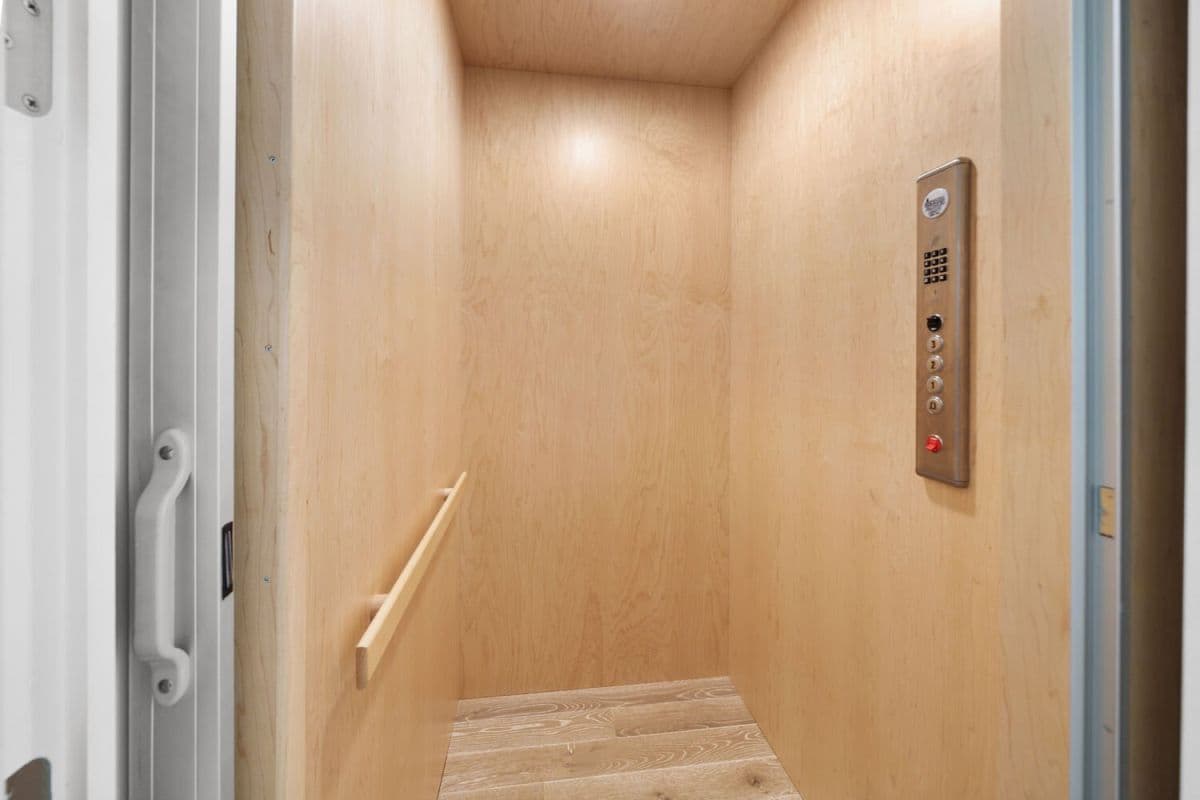 Teddy's Heaven - Image 45