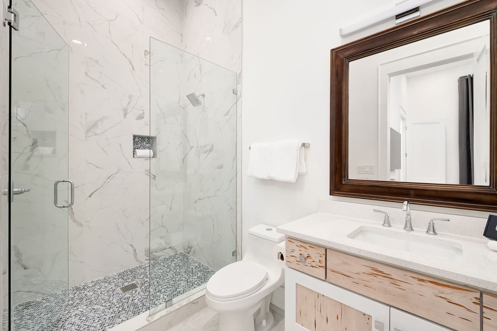 Oz by The Sea - Image 33