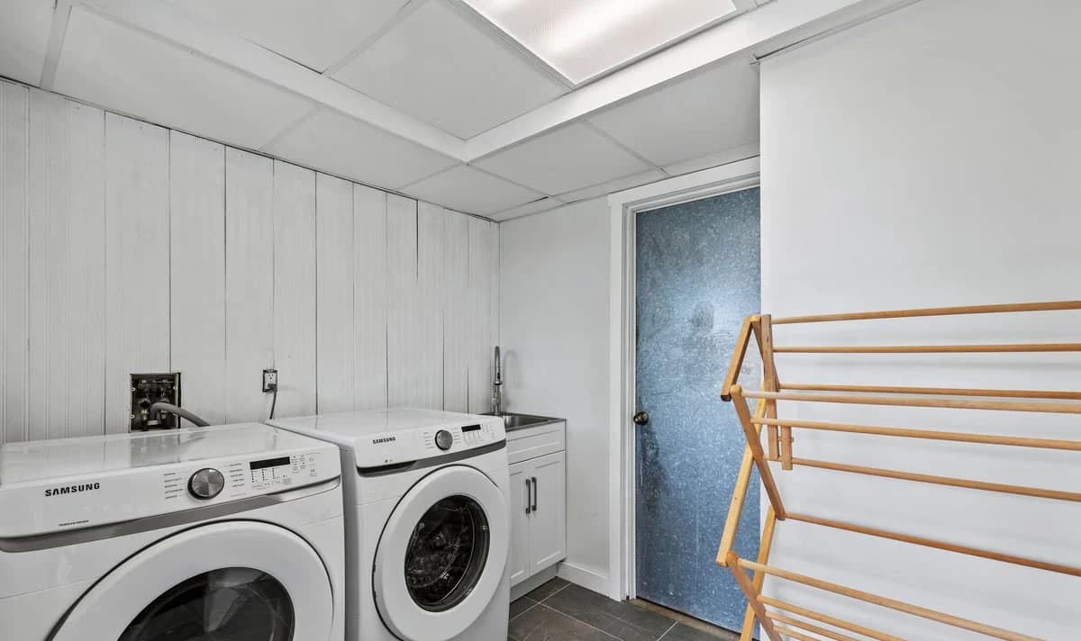 Over the Horizon - Image 25