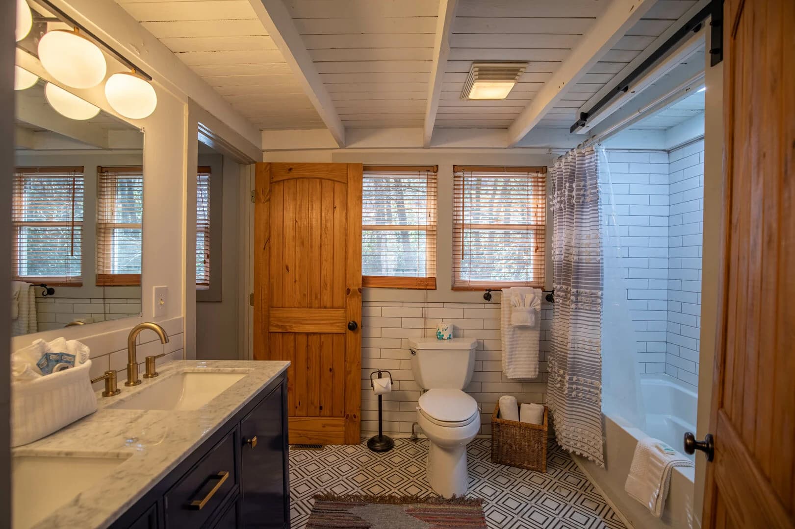 Anglers Cottage - Image 11