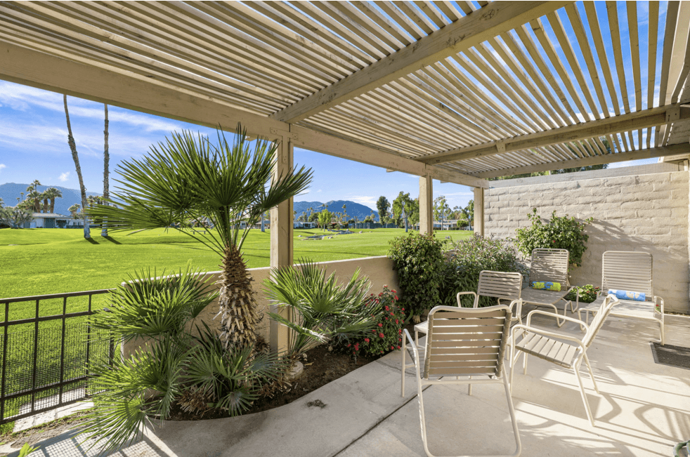 Wells in La Rocca - Image 64