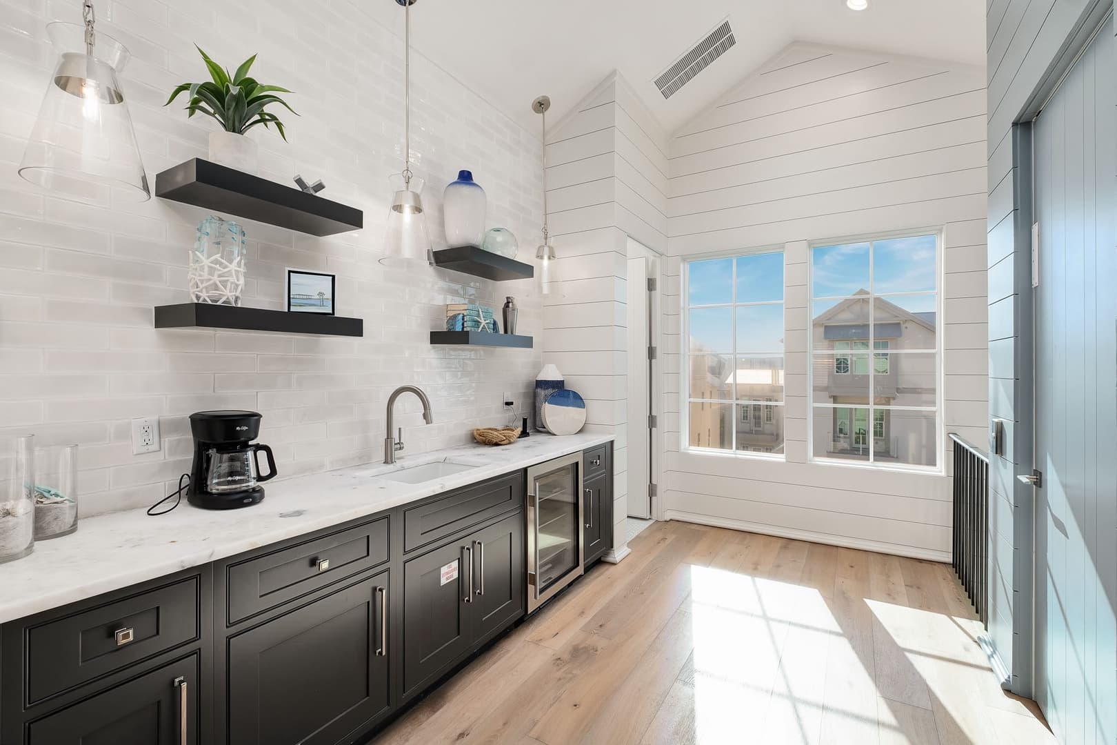 Dogwood Lookout - Image 43