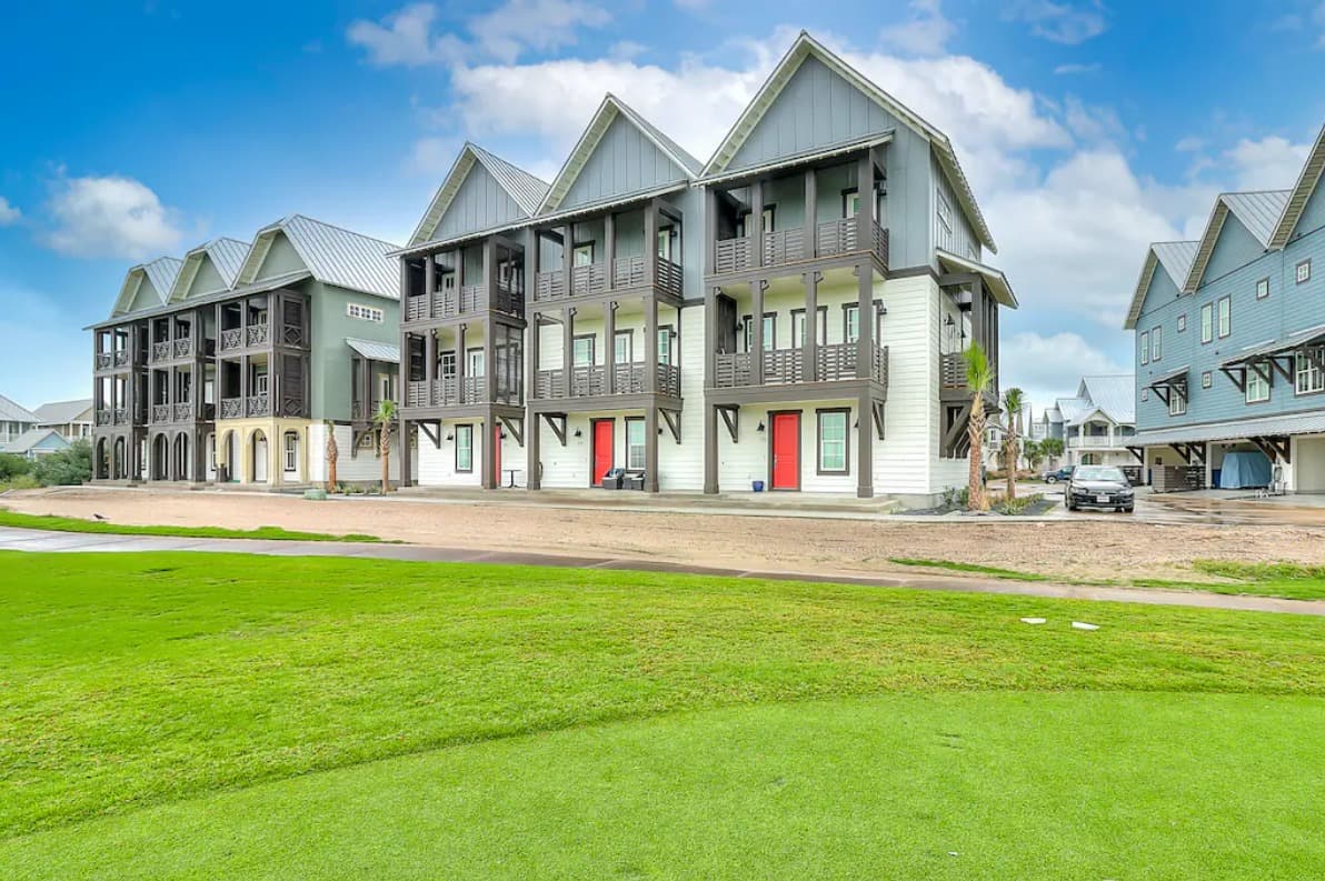 Fairway Sunsets - Image 5