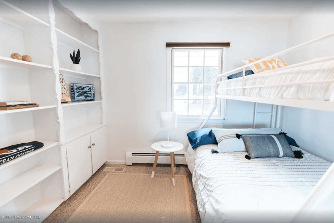 Mooring House - Image 19