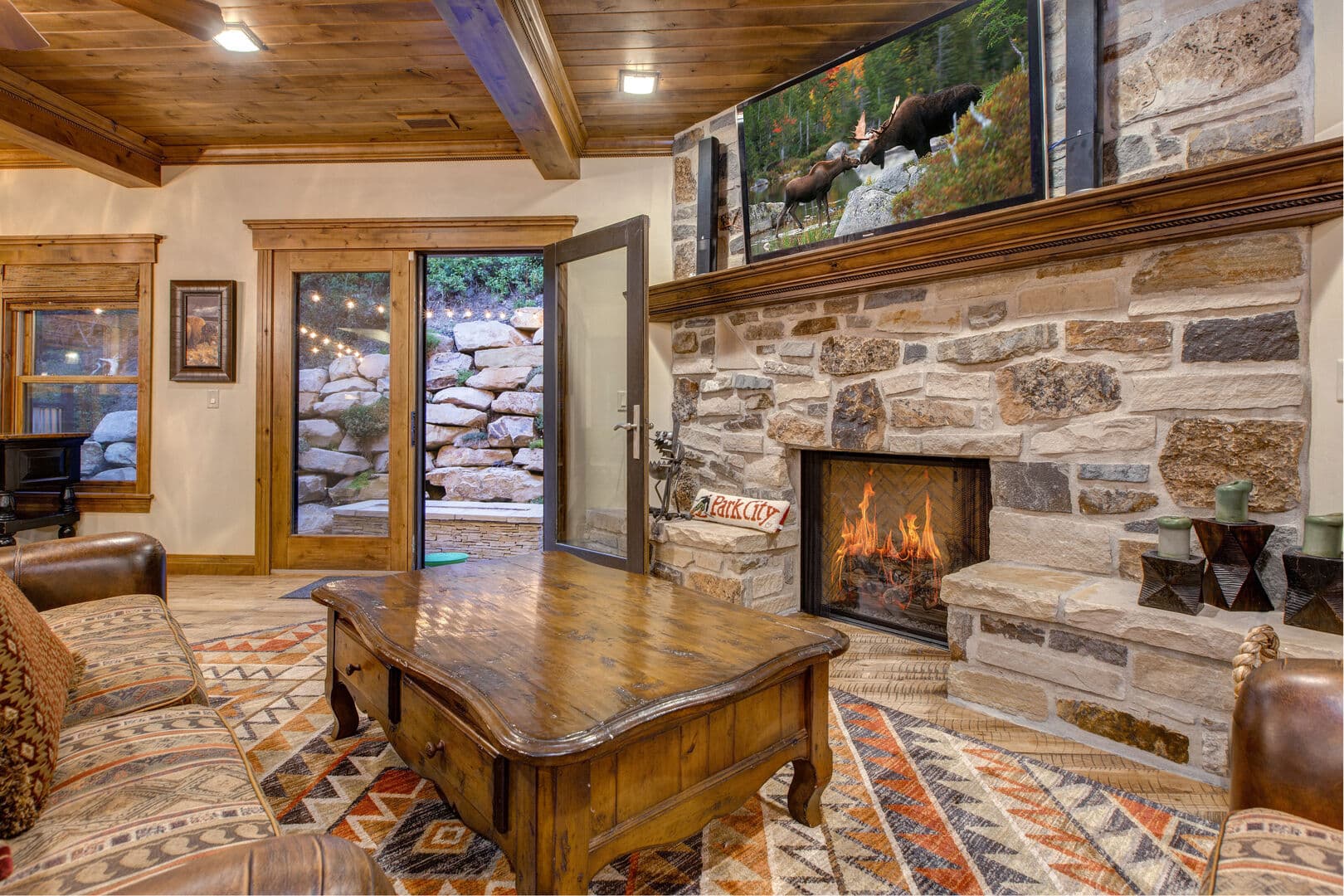 Daly Canyon House - Image 3