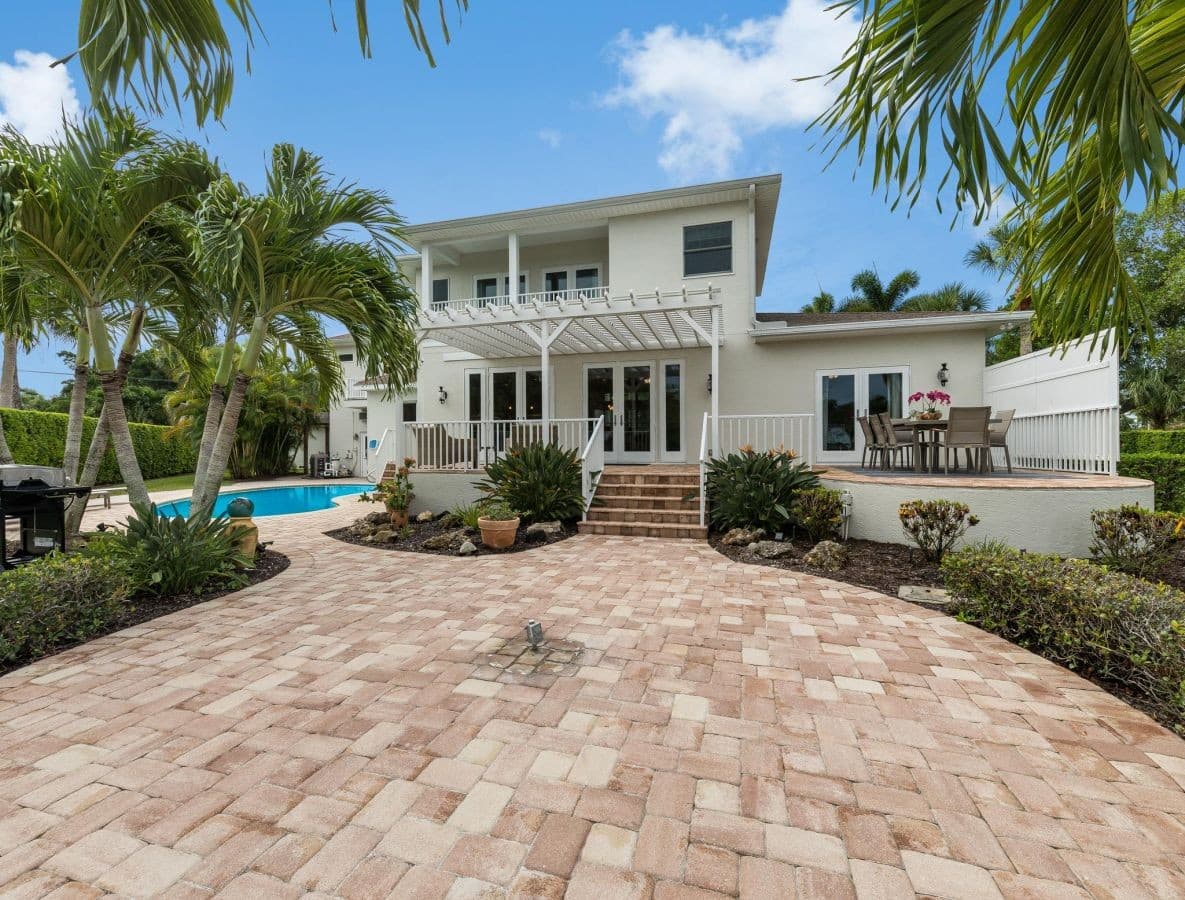 Sun Dial House - Image 46