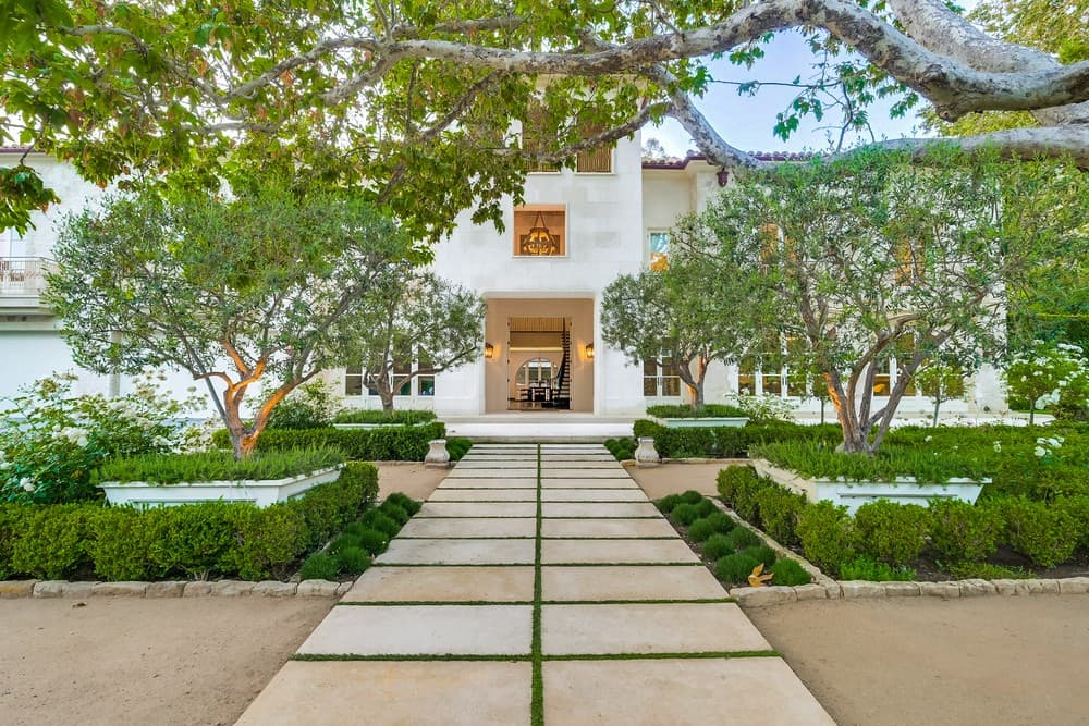 Chateau Serra Malibu - Image 5