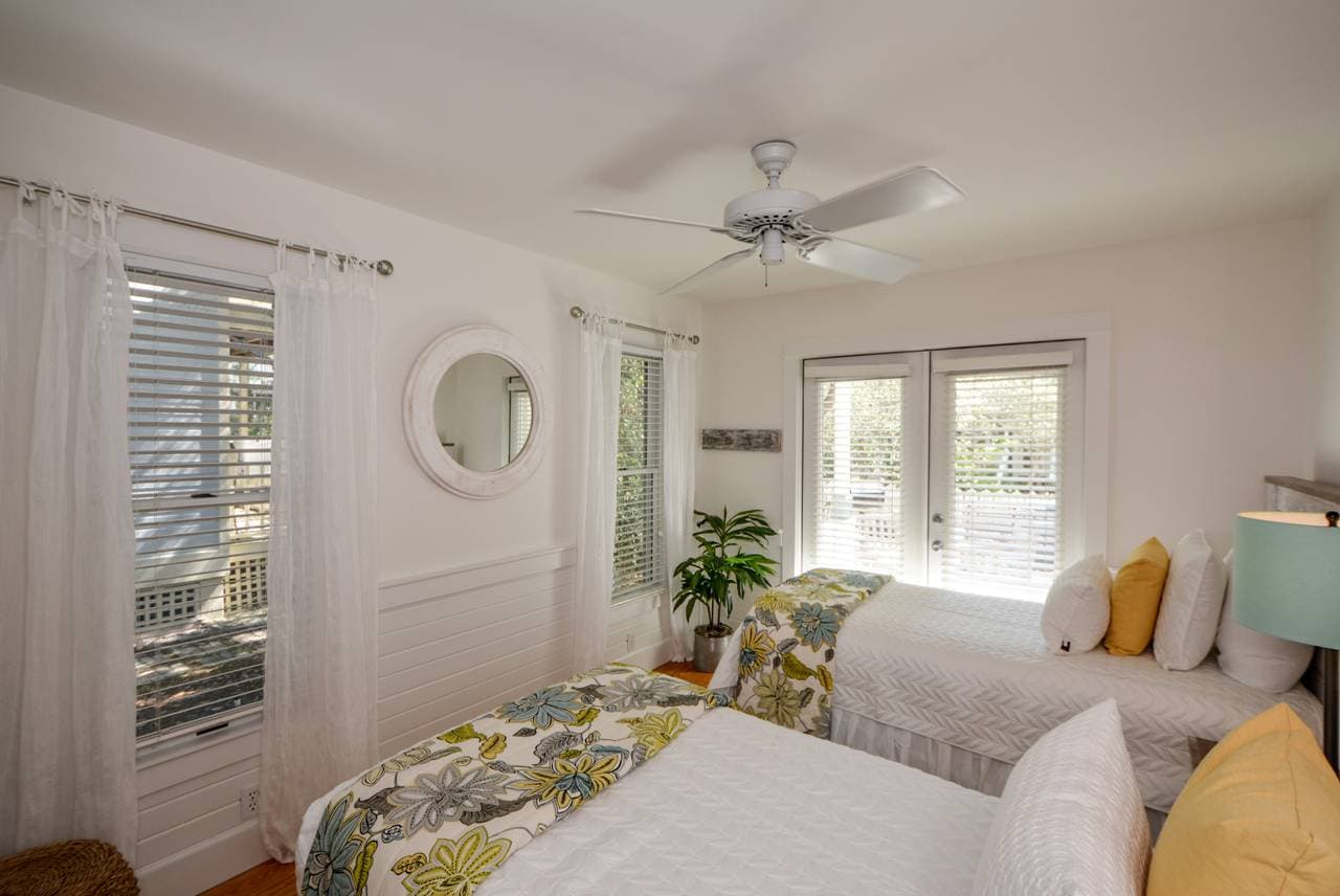 Moorhen Home - Image 15