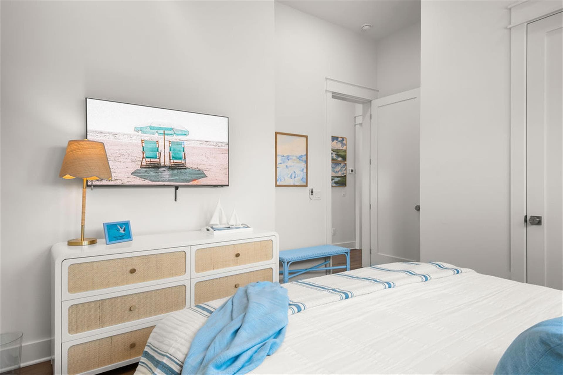 Ocean Paradise - Image 34