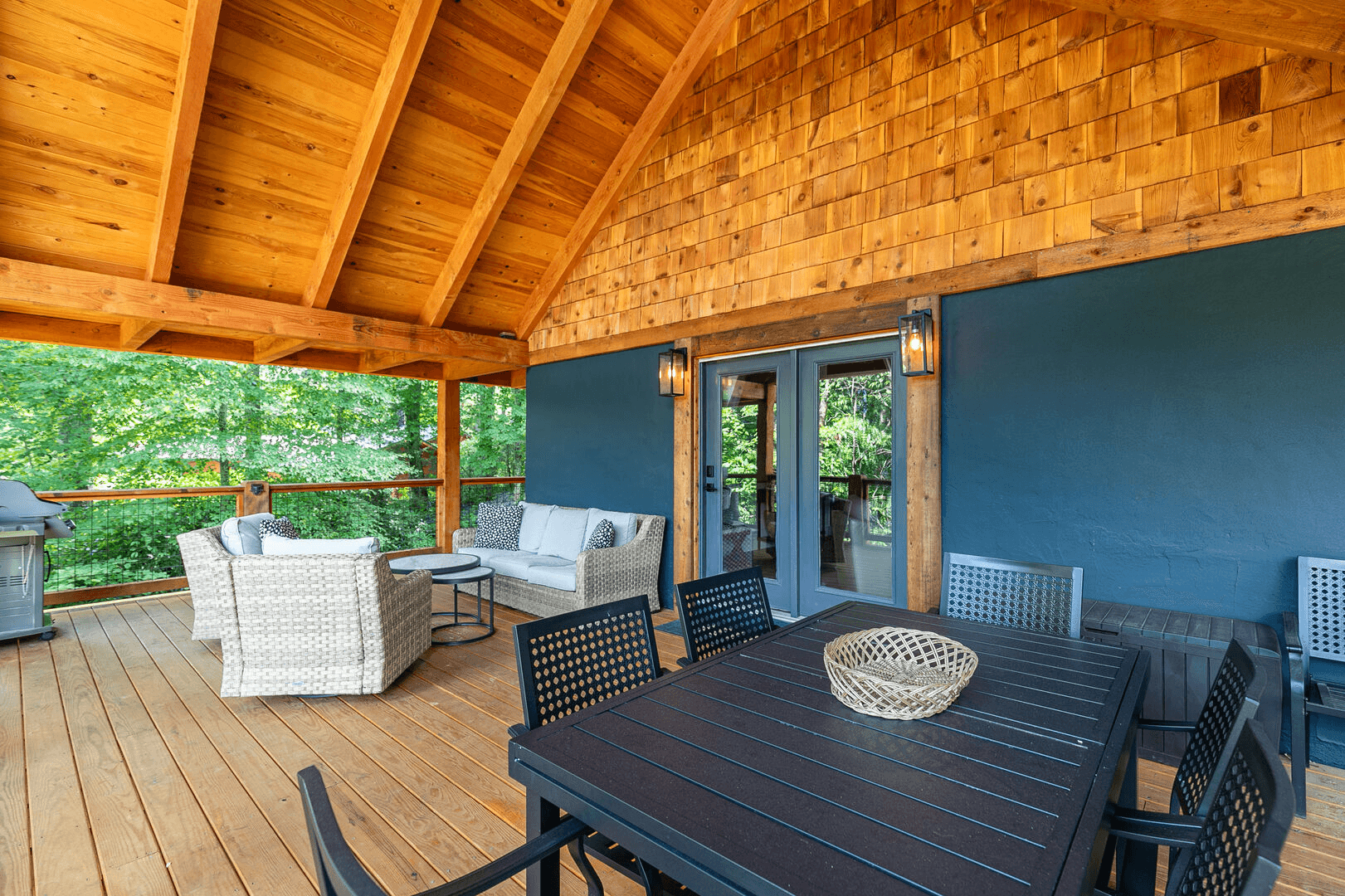 Lark Hollow - Image 35