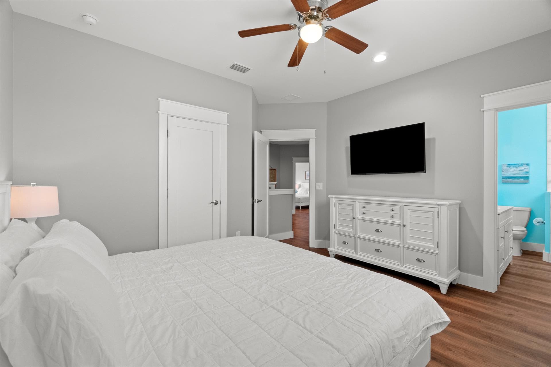 Sea Turtle Oasis - Image 29