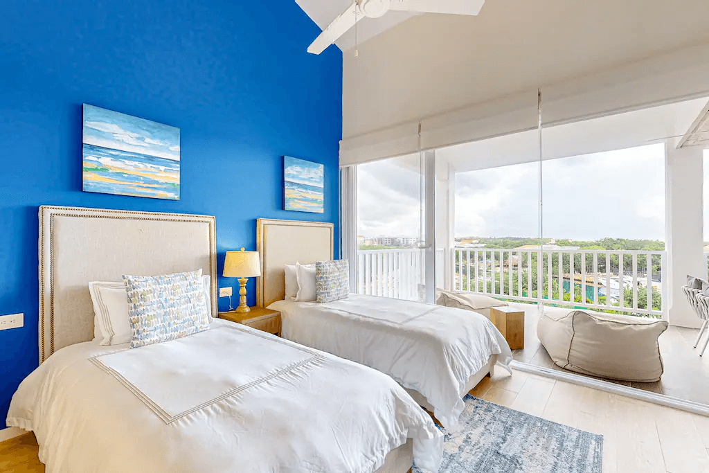 Blue House 305 - Image 13