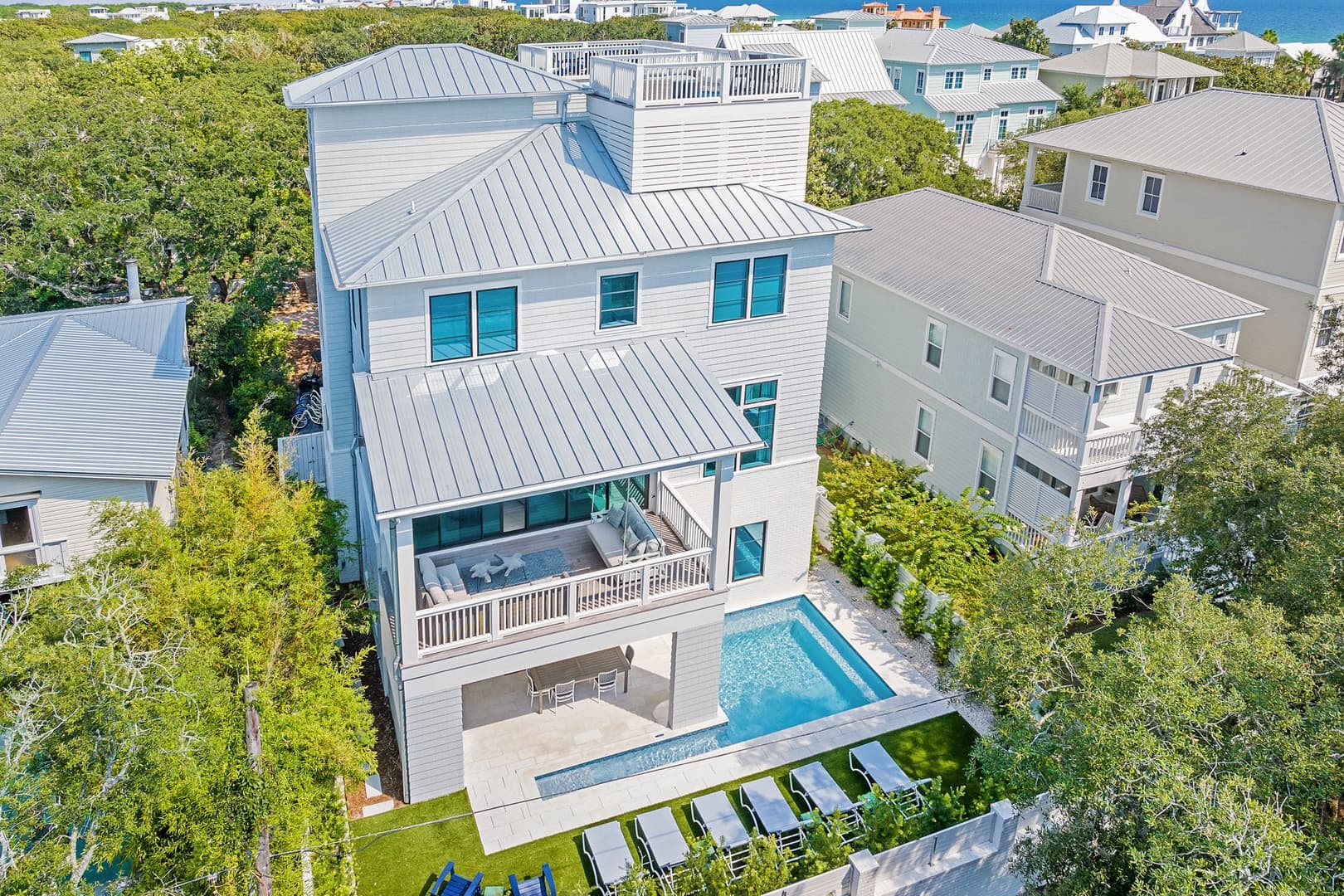 Bearfoot By The Sea - Image 59