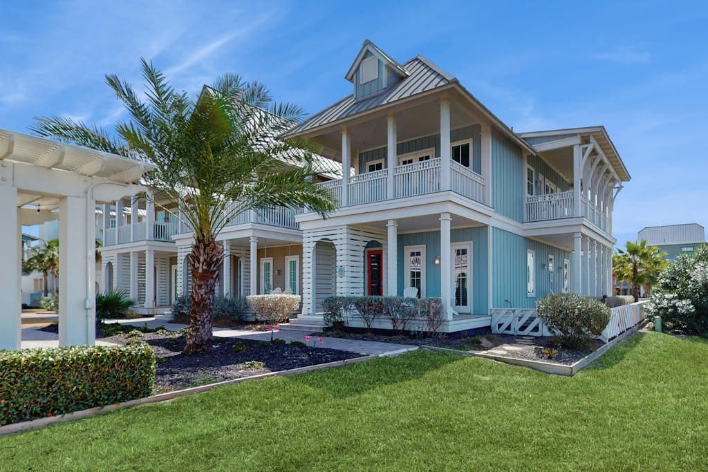 Sea*Renity Now - Image 1