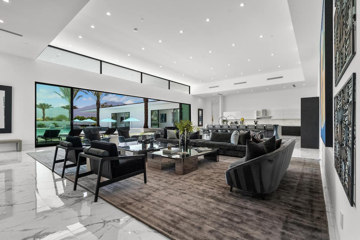 Bravo Villa #12 - Image 4