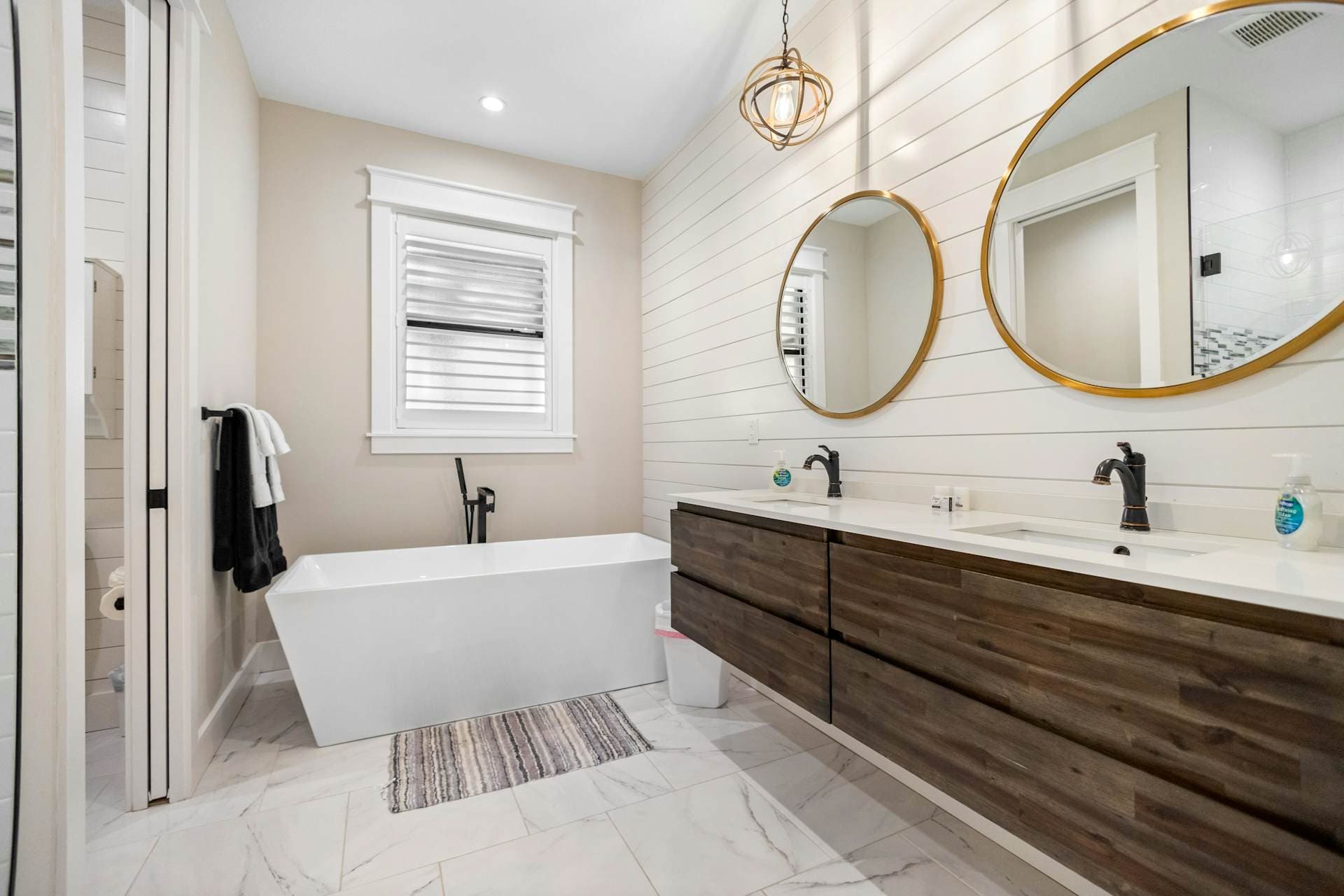 Paradise Daydream - Image 15