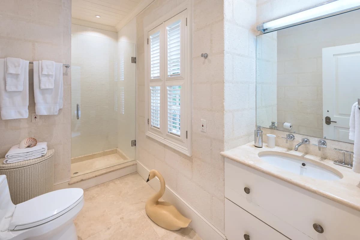 Latitude Home - Image 7