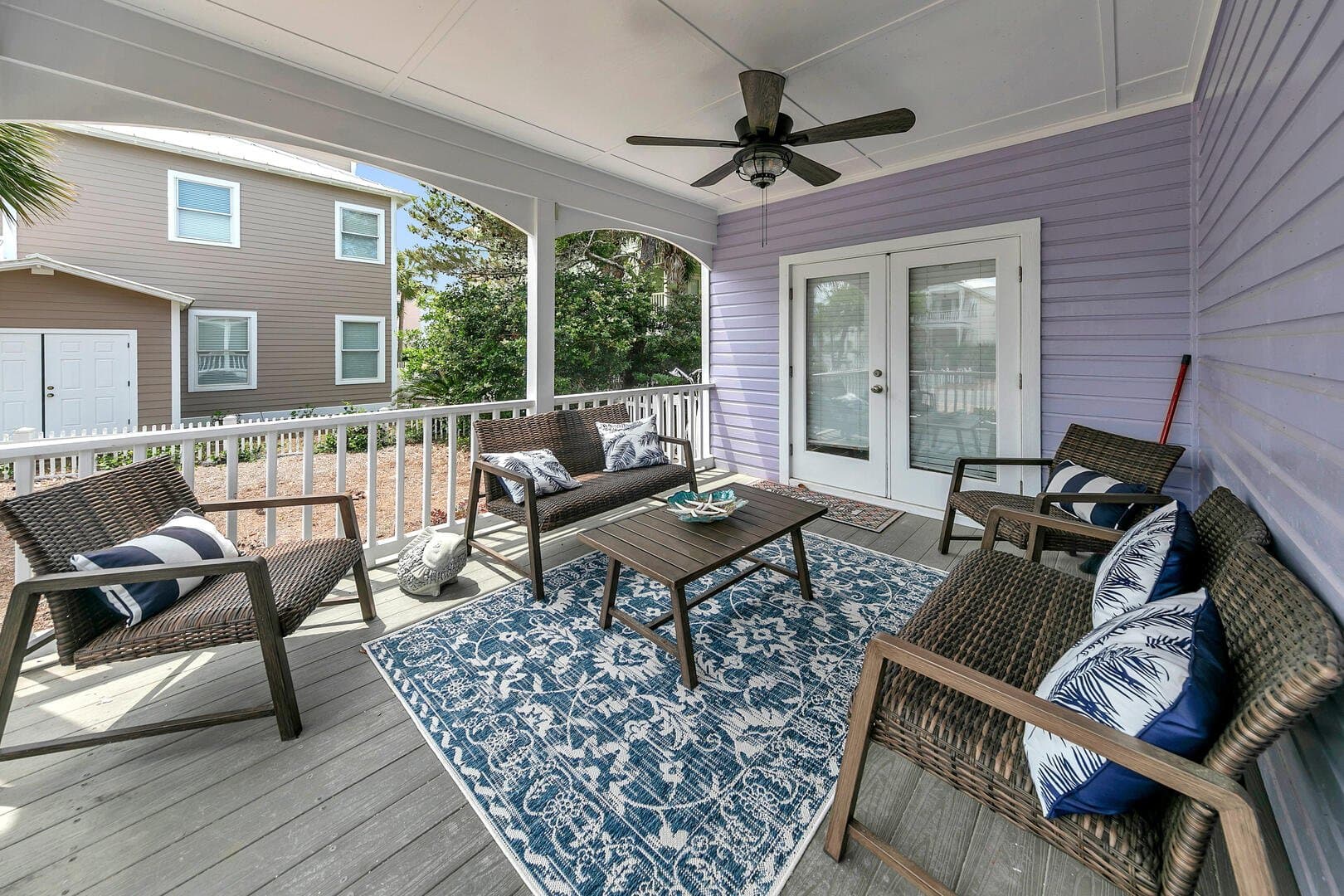 Rainbow Fish Home - Image 38