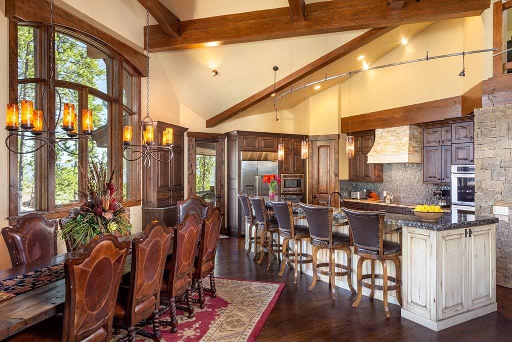 Slopeside Manor - Image 3