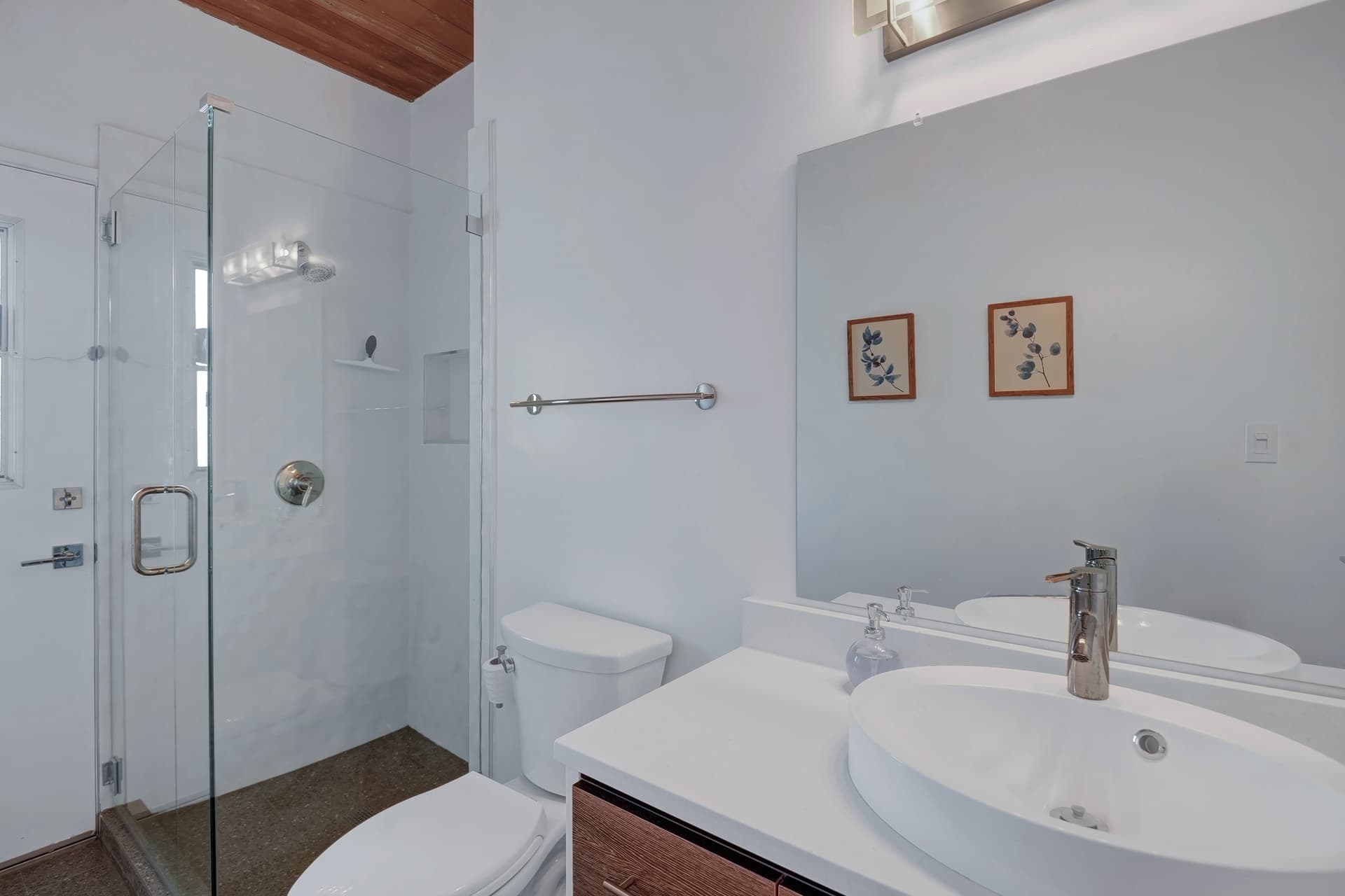 Mid Century Meiselman Home - Image 11