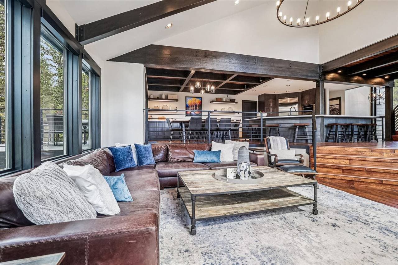 Summit Solitude Estate - Image 3